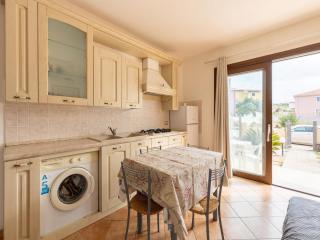 apartment in a residence with private patio - 7