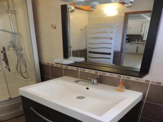 Authentic Holiday Home with Charm - 3