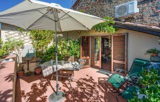 Lovely Apartment In Massa E Cozzile - 9