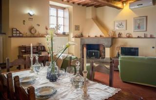 Lovely Apartment In Massa E Cozzile - 7