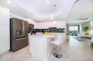 3161-308AB STOREY LAKE, CONDO 3/2 LAKE VIEW - 3