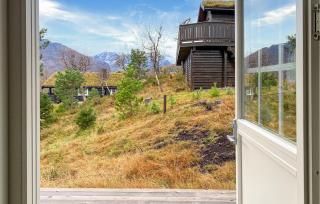 2 Bedroom Cozy Home In Straumgjerde - 4