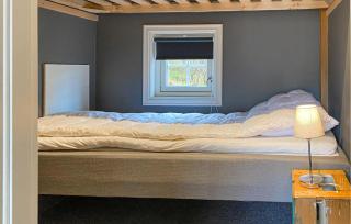 2 Bedroom Cozy Home In Straumgjerde - 3