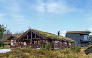 3 Bedroom Beautiful Home In Straumgjerde - 1