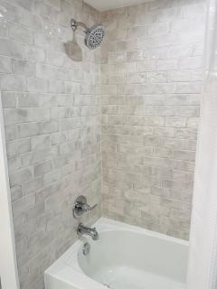 Island Beach Club - steps to the Gulf! - 4