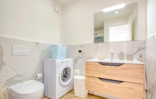 1 Bedroom Nice Apartment In Recco - 1