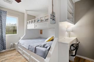 Riversbend Retreat on the San Bernard River - 9