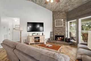 Riversbend Retreat on the San Bernard River - Brazoria - 6