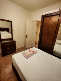 شقه مفروشه في ميدان المساحه-الدقي - 1