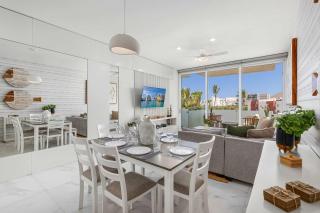 Marea Walk to Medano Stylish Stay in Cabo - 7