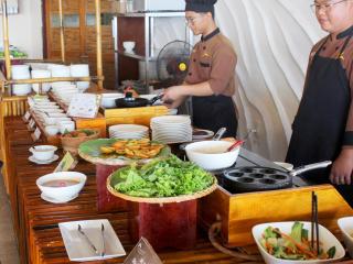 Aroma Beach Resort and Spa - 8