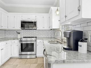 Southern City Living - 7