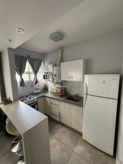 Hermoso departamento a la calle a 300 mts del mar - 0