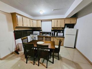 1 Bedroom, 1 Bathroom at Joe's Place - 2