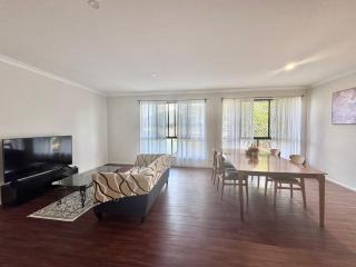 Coopers Plains Retreat Maple Share House - 6