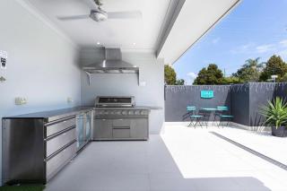 Bribie Breeze Family Retreat with Pool & BBQ - 8