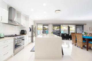 Bribie Breeze Family Retreat with Pool & BBQ - 4