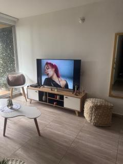 Apartment, 3 bedrooms and 2 full bathrooms - 6