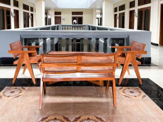 Urbanview Noja Guest House near Living World Denpasar - 8