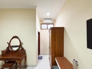 Urbanview Noja Guest House near Living World Denpasar - 7