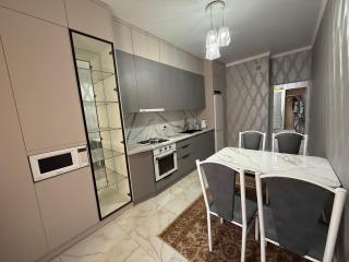 Двухкомнатная Золотой Квадрат - 0