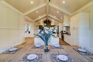 AV3-23: 3 23rd Avenue - 7