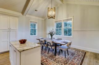 AV3-23: 3 23rd Avenue - 1