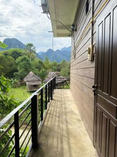 Bunglow Champa Laos - 1