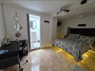 aparta-estudio cerca estación metro poblado - 4