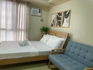 1106 Avida Tower 4 Atria Iloilo Pool Vies Studio Unit Comfy Cozy - 7