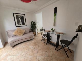 aparta-estudio cerca estación metro poblado - 5