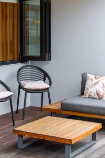 Beachside Townhouse with Courtyard & Garage - 4