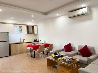 Yen Phu Westlake - 7