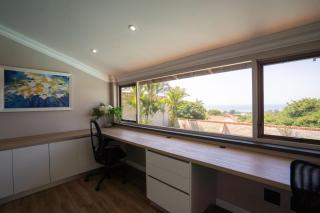 Spacious 4-Bedroom Coastal Haven with Sea Views - 1