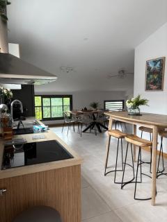 Chambre Saint Gilles les bains1 - 2