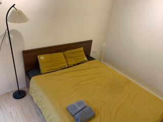 18 Hang Be - Old Quarter Apt - 8