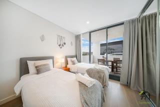 Newcastle New Town Holiday Elegant 4-person residence - 6