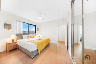 Newcastle New Town Holiday Elegant 4-person residence - 4