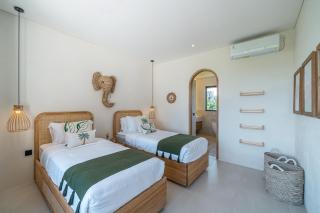 Sunbeam Oasis - Private 4BR Tropical Villa with Ionised Pool & Solar - 1