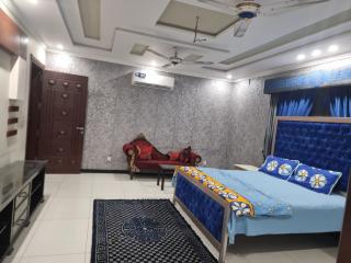 Elegance Abounds - 2