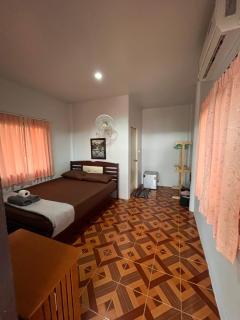 J.B.Hut Bungalows - Haad Yao - 4