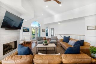 AV8-30: 8 30th Avenue - 3