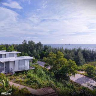 Blue & Chill Resort - 8