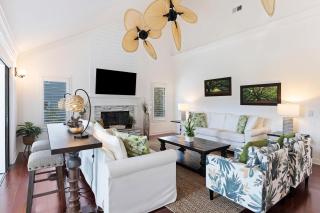 PV115: 115 Pleasant Valley - 1