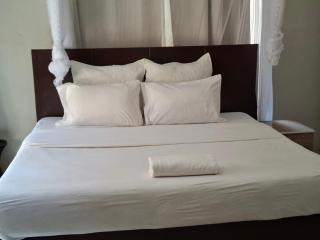 Stadium View Executive Guest House - 6