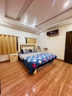 Comfort Stay Hub - 0