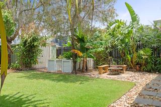 The Palma your Leafy Tropical Escape in Moffat Beach - 4