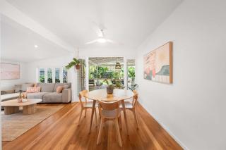 The Palma your Leafy Tropical Escape in Moffat Beach - 1