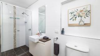 4-102 Magnus Street - 6