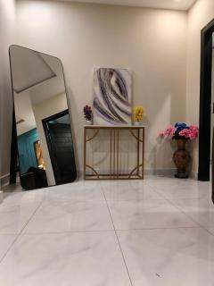 Soundproof 2 Bed apartment in Lahore Zameen Opal - 7